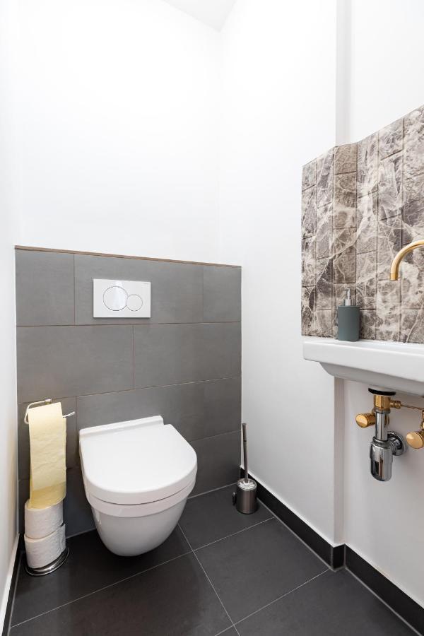 Luxury 2 Bedroom With King-size Beds Appartement Wenen