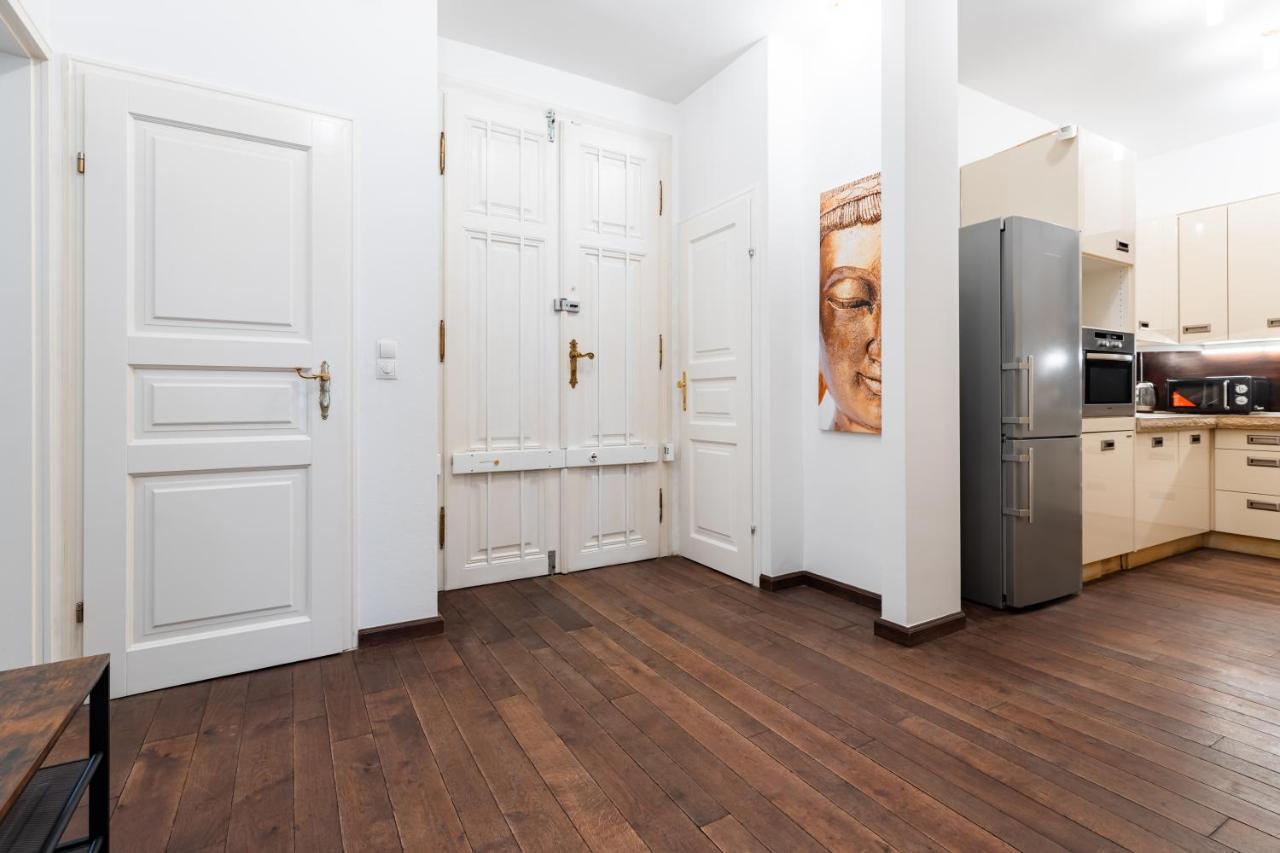 Appartement Luxury 2 Bedroom With King-size Beds *
