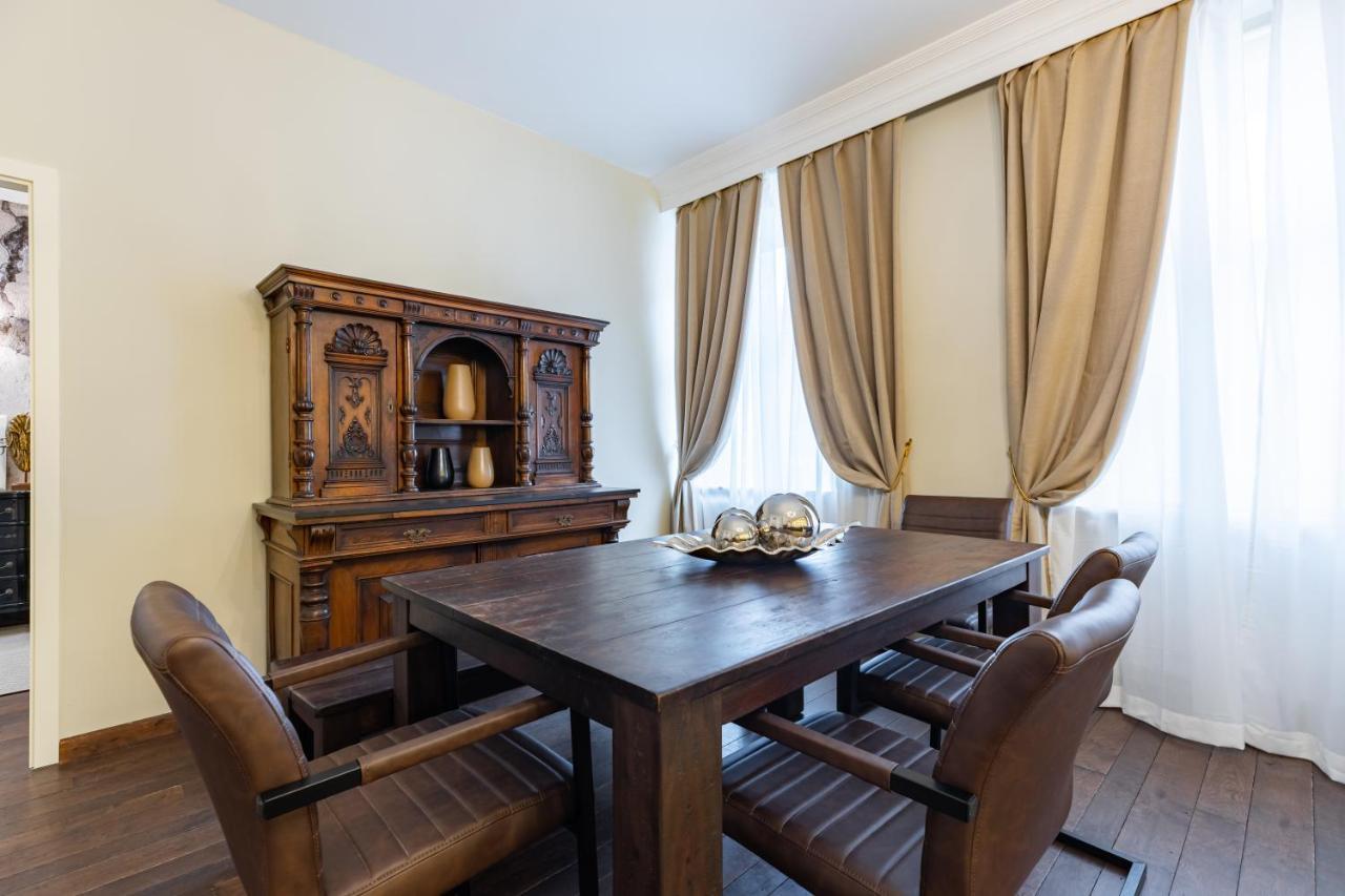 Appartement Luxury 2 Bedroom With King-size Beds *